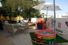 30960_152291754945268_818900499_n