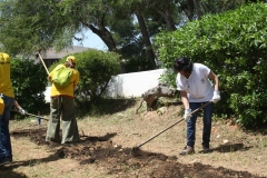 59625_152290518278725_698486303_n